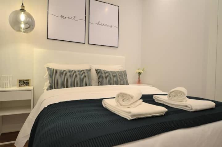 Appartement Guestready - Lemon House With Private Garden à Lisboa Extérieur photo