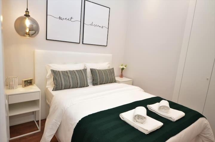 Appartement Guestready - Lemon House With Private Garden à Lisboa Extérieur photo