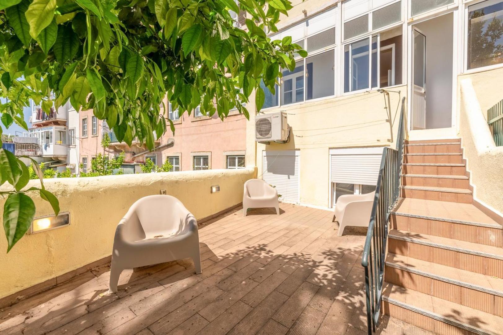 Appartement Guestready - Lemon House With Private Garden à Lisboa Extérieur photo