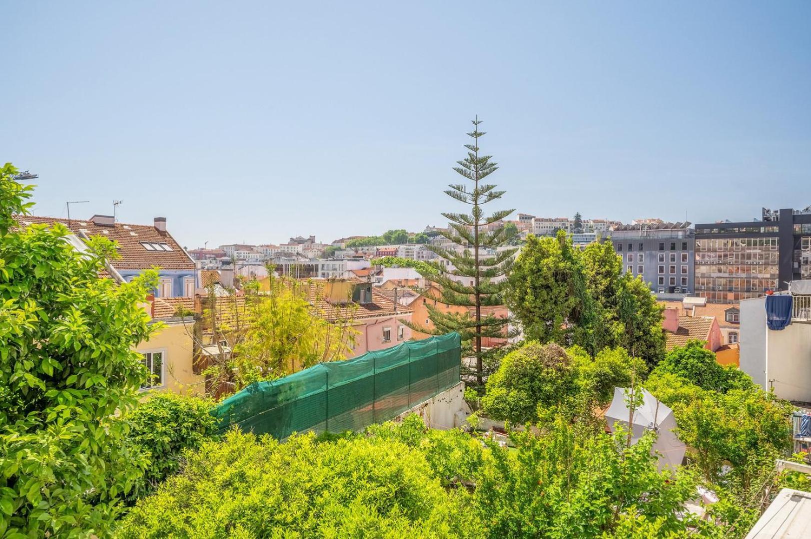 Appartement Guestready - Lemon House With Private Garden à Lisboa Extérieur photo